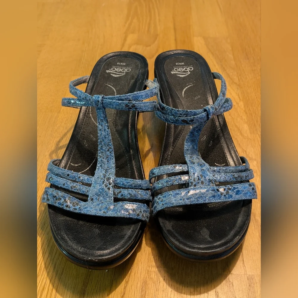 Abeo Grace Navy Blue Mid Heel Sandals Size 10